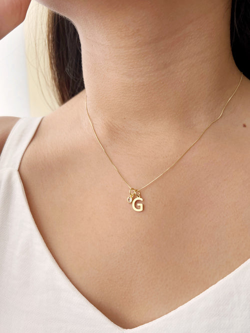 Collar Soy Imparable Inicial Silueta